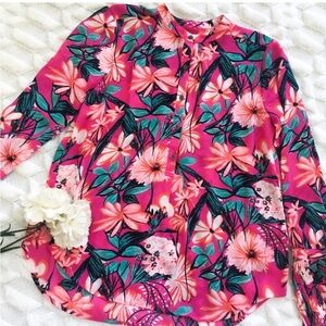 NWT Ann Taylor Pink Floral Pleated Shirt